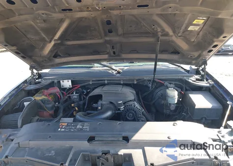 2011 Chevrolet Tahoe Commercial Fleet from USA, damaged, VIN 1GNLC2E02BR352138